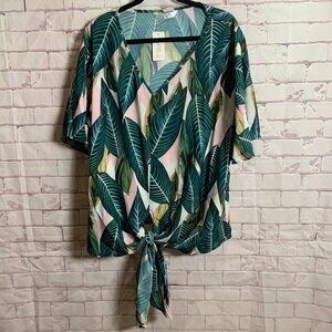 Palm Leaf New with Tag Top, with tie front detail